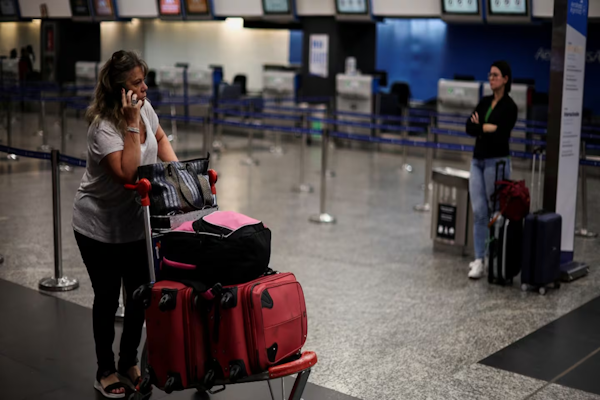 Atraso cambiario: alertan por la baja en el turismo extranjero en Argentina
