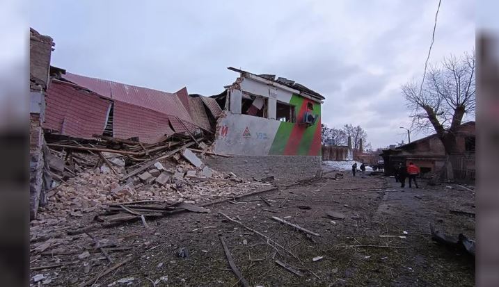 Ucrania limitó el suministro de electricidad por los intensos bombardeos