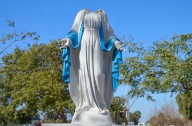 Vandalismo en San Juan: decapitaron la imagen de una Virgen y la Iglesia salió a hablar