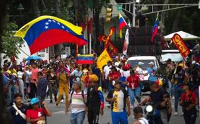 Simpatizantes de Maduro celebraron, en Caracas, un mes de la victoria electoral