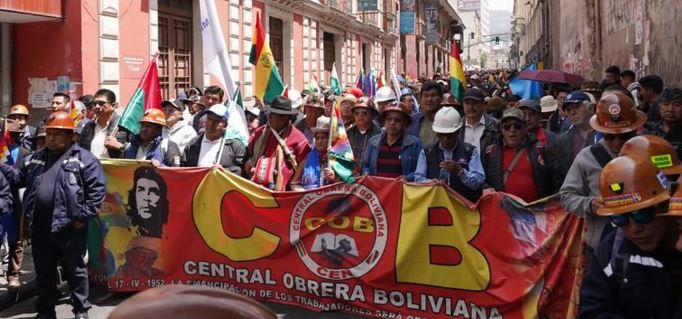 Arce acusó a Morales de desestabilizar Bolivia