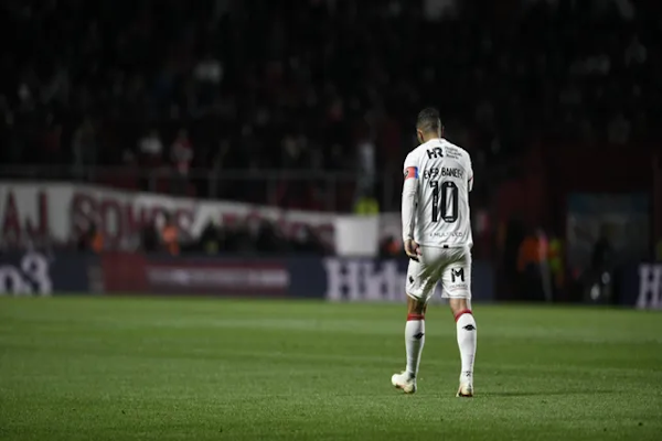 Newell ´s: Lunari ubica a Ever Banega de enlace ante Tigre