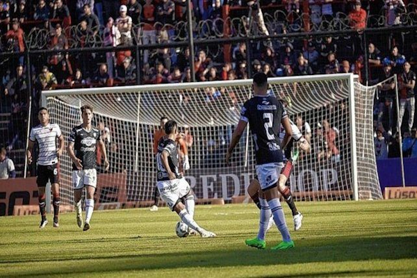 Colón con fecha y hora para visitar a Chaco For Ever
