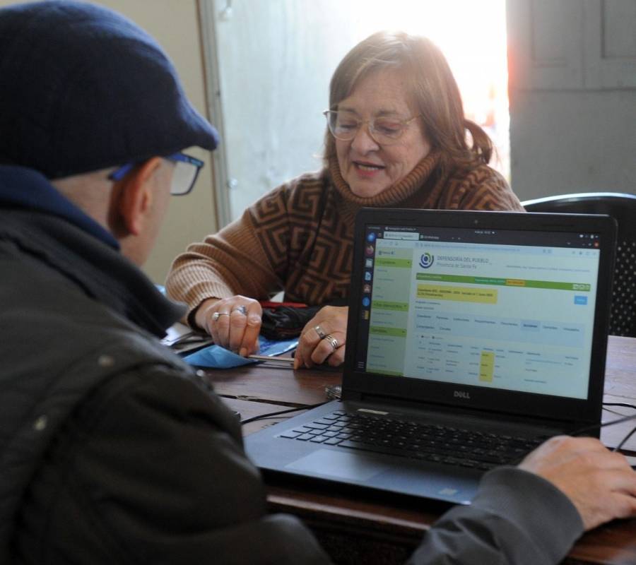 La Municipalidad continúa brindando asesoramiento a vecinos