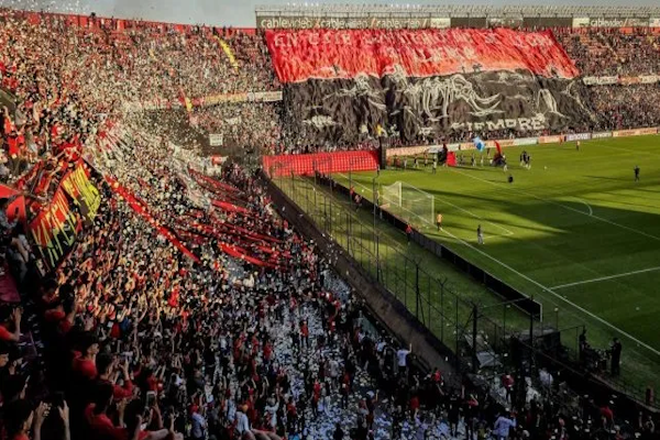 Colón lanzó la venta de entradas ante San Telmo