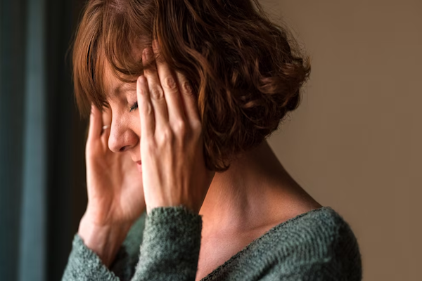Dolor de cabeza: cómo aliviarlo cuando se amanece así