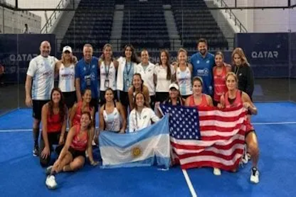 Mundial de pádel en Qatar: Argentina arrancó con victorias 