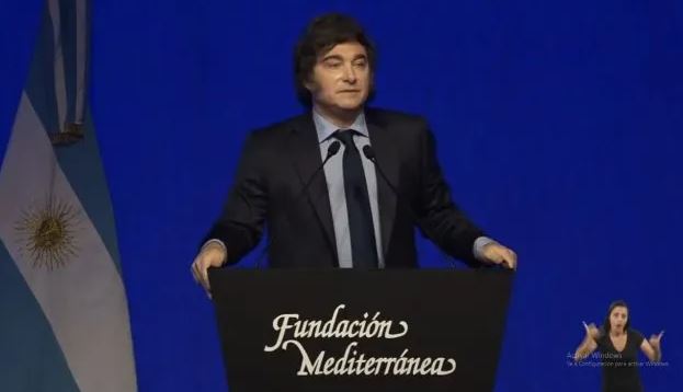 Javier Milei criticó a Raúl Alfonsín: 