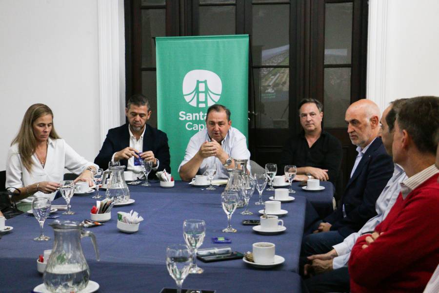 Poletti se reunió con los sectores comercial, turístico y de desarrollo