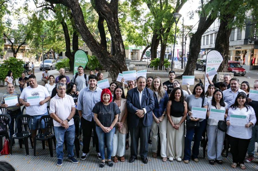 18 emprendedores de la ciudad recibieron los primeros microcréditos municipales