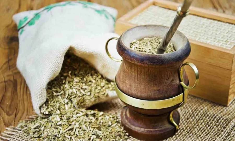 Día del Mate: por qué se celebra el 30 de noviembre y cuánta yerba se consume en el país
