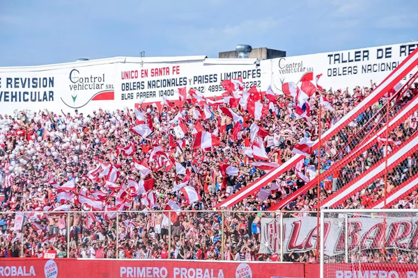 Prohíben el ingreso de dos barras de Unión a eventos deportivos