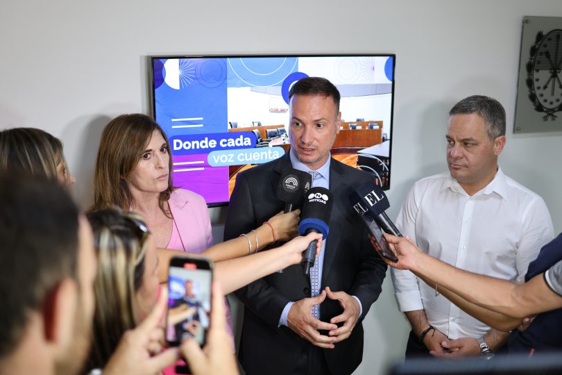 El ministro Enrico presentó detalles del puente Santa Fe-Santo Tomé