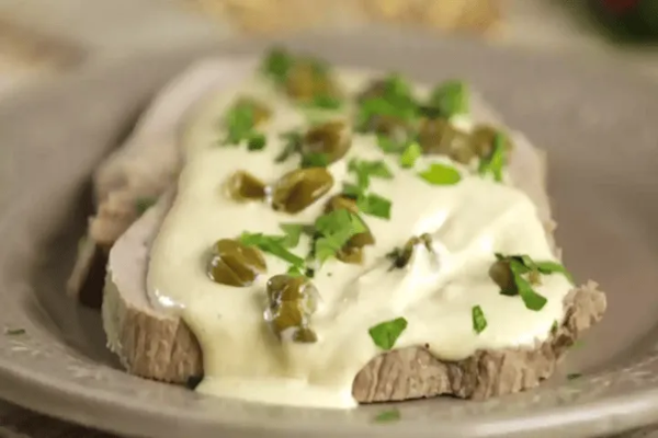 El corte de carne barato para hacer vitel toné