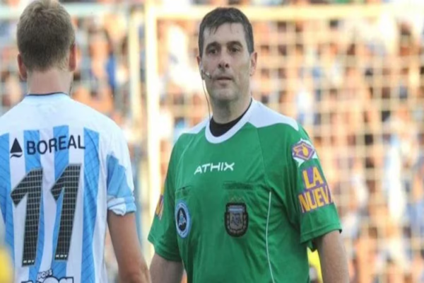 Un árbitro sospechado por ganar millones apostando a un partido 
