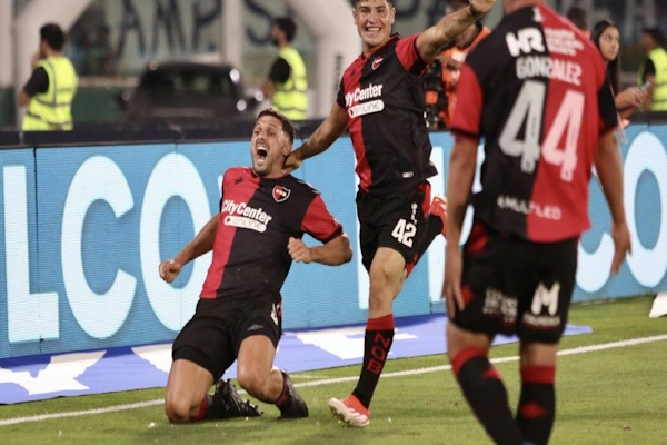 Newell ´s cerró el año con un triunfazo ante Talleres