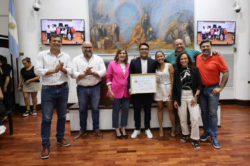 Uriel Lozano fue declarado Santafesino Destacado