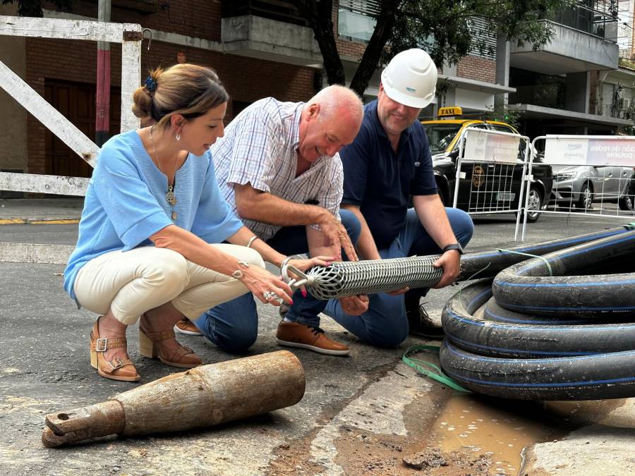 Provincia inicia obras históricas para mejorar las redes de agua potable en Rosario y Santa Fe