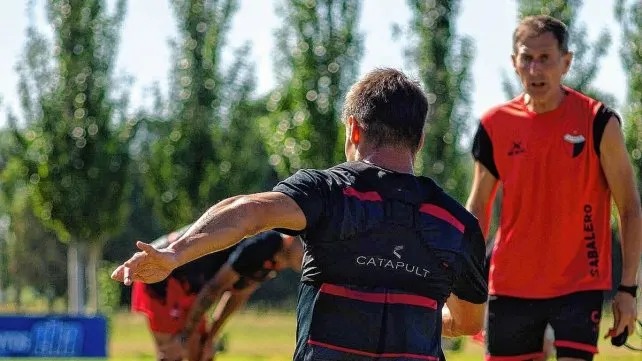 Montevideo, el gran desafío para el Colón de Ariel Pereyra