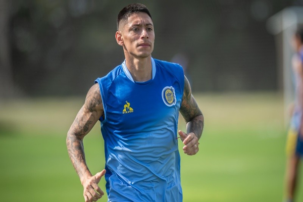 Rosario Central confirmó la incorporación de Federico Navarro 