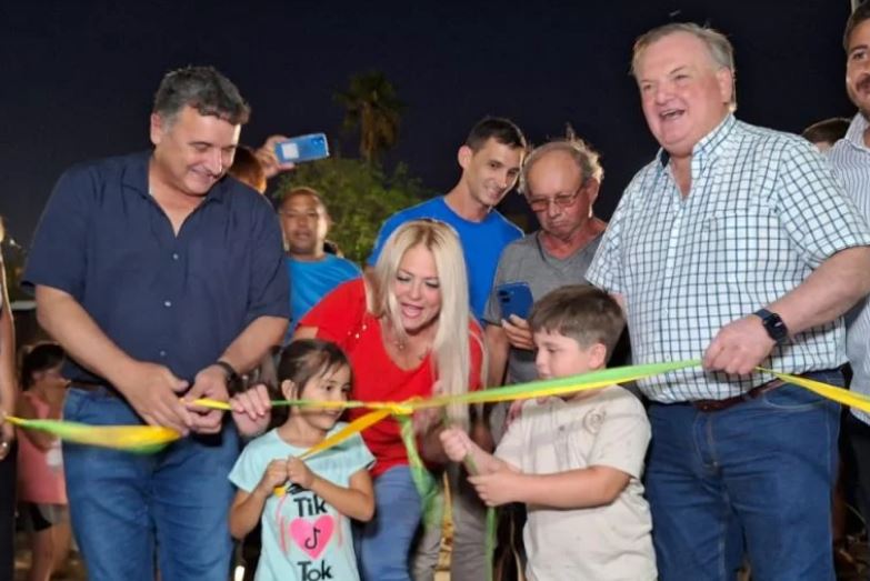  Ceres inauguró la nueva Plaza Colón