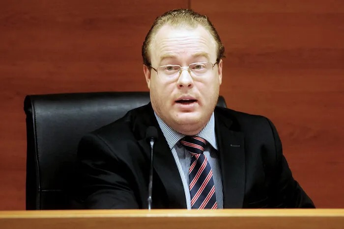 Empresario gastronómico acusado de abuso sexual seguirá preso