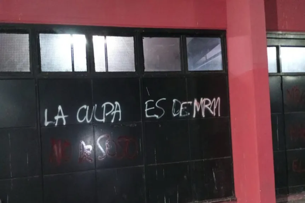 Pintadas contra Maxi Rodríguez en Newell ´s