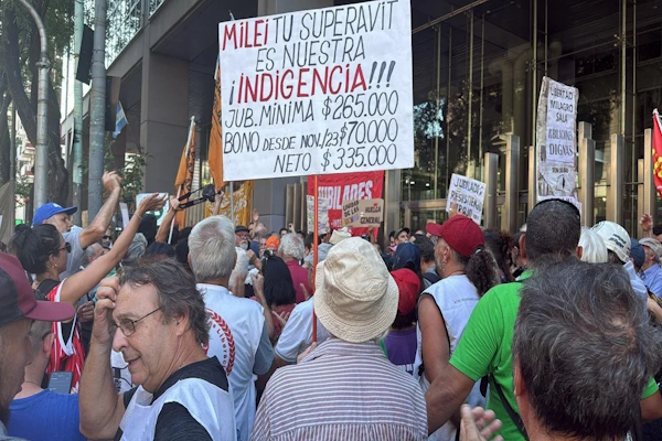 Marcha de jubilados: el Ministerio de Seguridad aplicará admisión a los barras