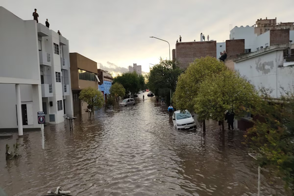 Temporal en Bahía Blanca: campaña para reponer sillas de ruedas