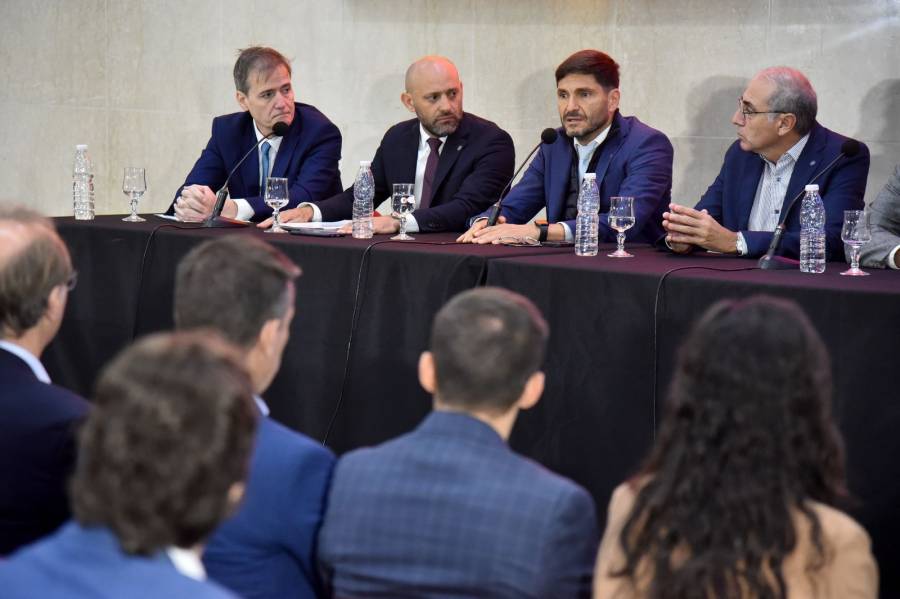 Pullaro: “Esta Provincia prioriza su matriz productiva y cree que las exportaciones son la forma de sacar adelante a Argentina”