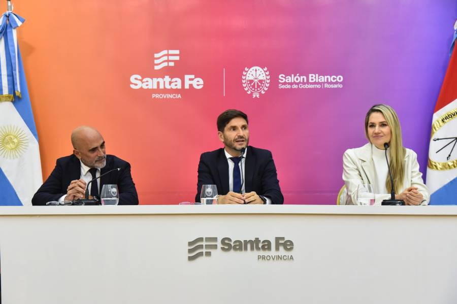 Pullaro: “Queremos que Ficha Limpia esté en la nueva Constitución provincial porque transparenta el sistema democrático”