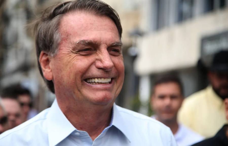 Bolsonaro, operado y estable en terapia intensiva
