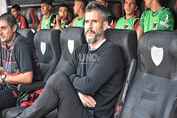 Por ahora Pereyra sigue siendo el DT de Colón