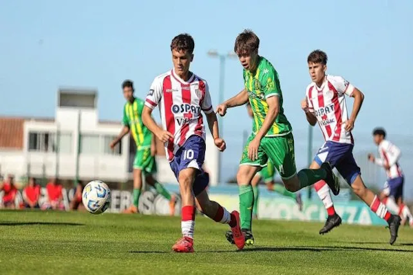 La reserva de Unión derrotó a Aldolsivi en Mar del Plata