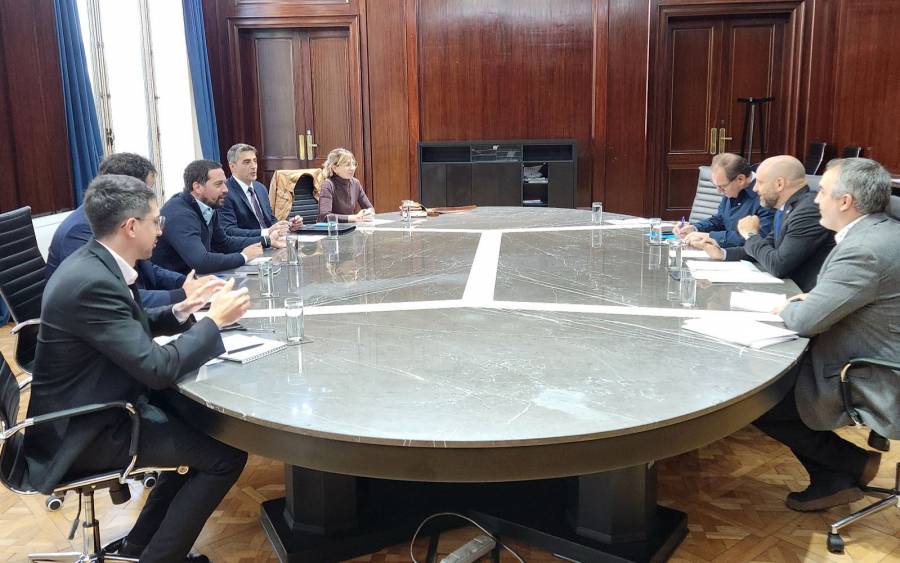 Santa Fe gestiona ante Nación medidas de protección de la industria 
