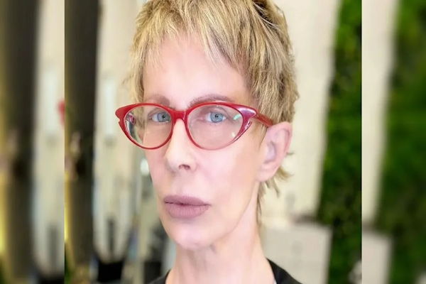Internaron a María Valenzuela