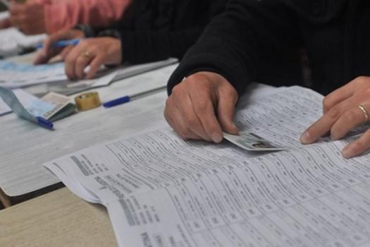 Pagan a quienes se desempeñaron en las elecciones de abril