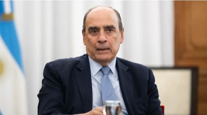 Francos anticipó que la semana próxima estará listo el proyecto que permtirá usar dólares sin declarar