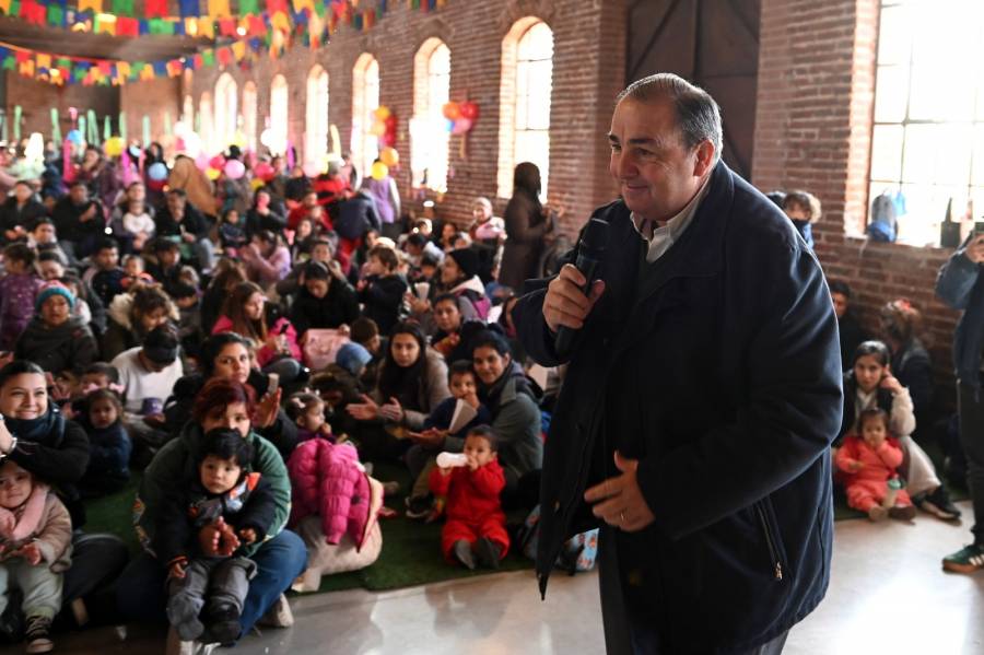 Con juegos y mucha diversión, los Jardines Municipales celebran su día