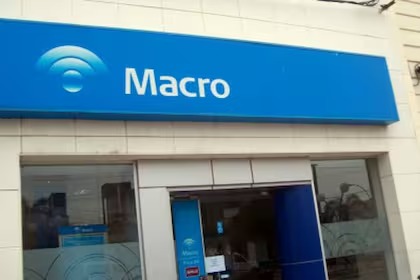 Banco Macro elimina comisiones por transferencias recibidas en dólares desde el exterior