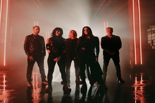Evanescence y K.Flay lanzan el videoclip de “Fight like a girl”