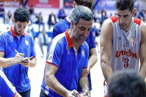 Básquet: Unión renovó con su DT Maximiliano Seigorman