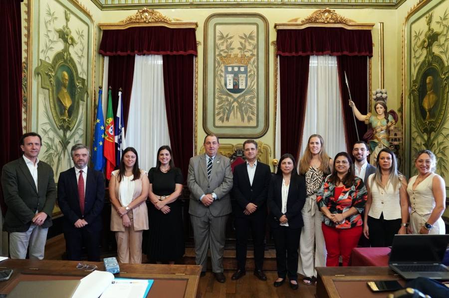Alfabetización digital para adultos mayores: Santa Fe expuso su experiencia 