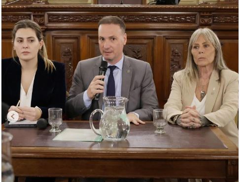 Enrico apoya la participación ciudadana: