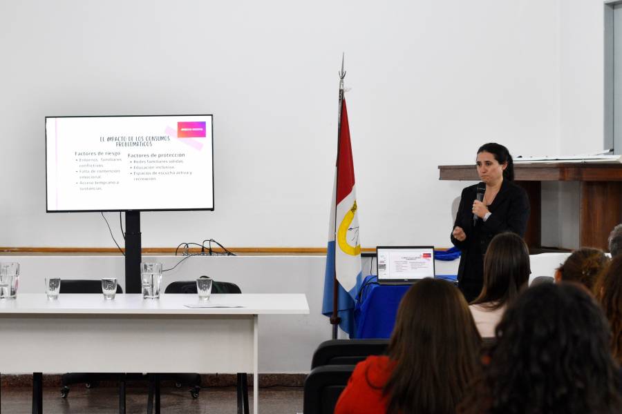 Inscriben para la formación de preventores en adicciones y pacificador territorial