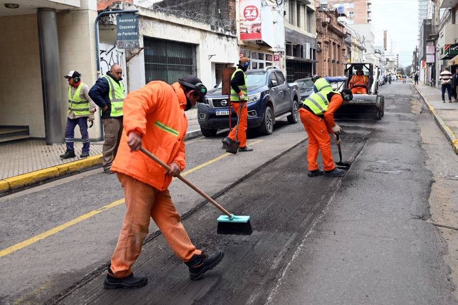 Cambian recorridos de colectivos por obras en calle Salta