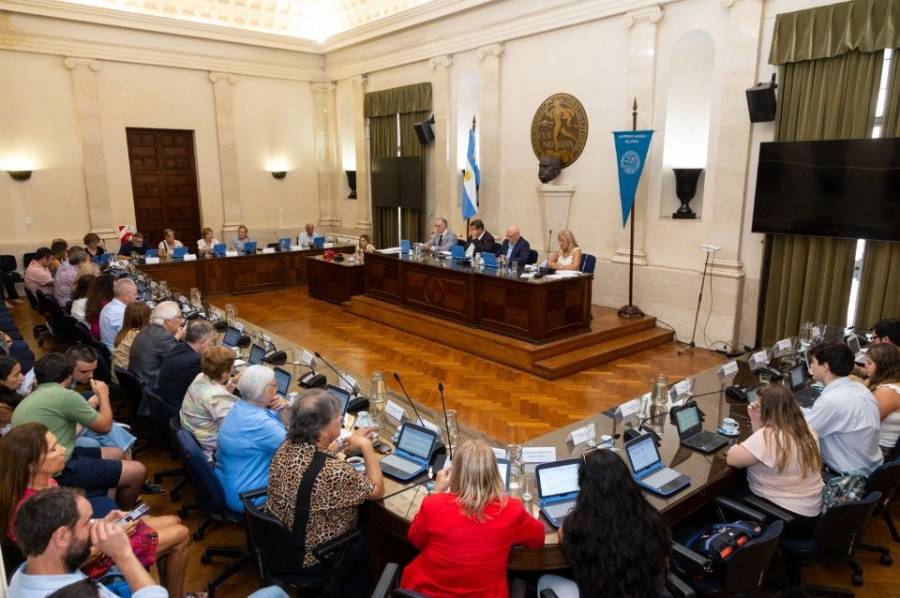 UNL adhiere a la marcha federal e insta al Congreso a defender la educación 