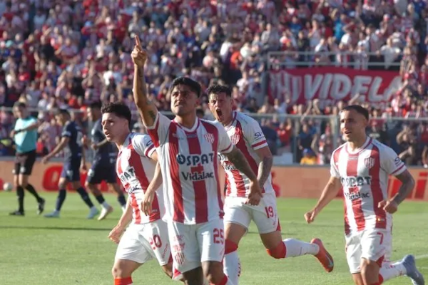 A Unión le favoreció el empate para quedar como único líder de la Zona A