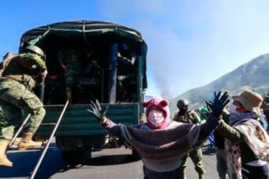 El paro indígena en Ecuador transcurrió su día 11 con bloqueos de rutas