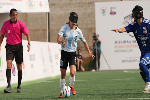 Mundial: Las Murciélagas ganaron y esperan rival para la semifinal